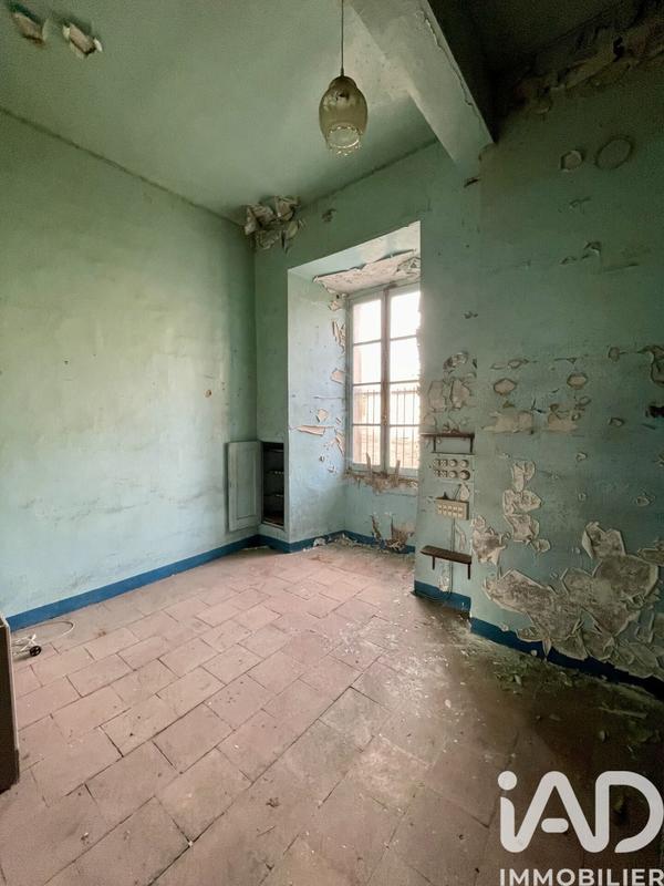 Maison - 340 m² - 4 pièces