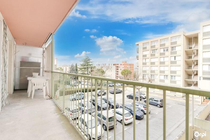 Appartement - 92 m² - 5 pièces