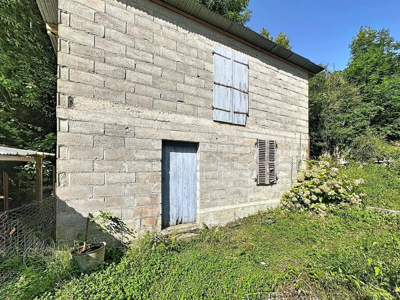 Maison de village - 1 400 m² - 4 pièces