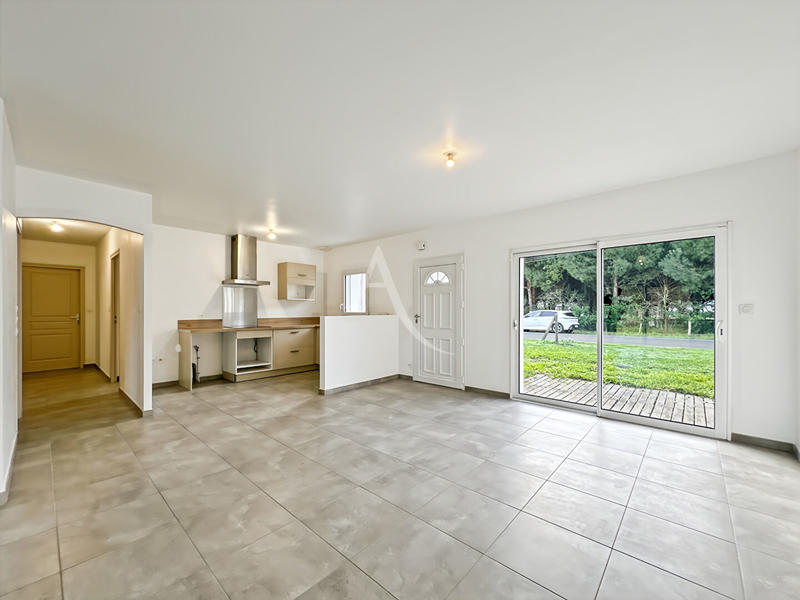 Maison - 86 m² - 4 pièces