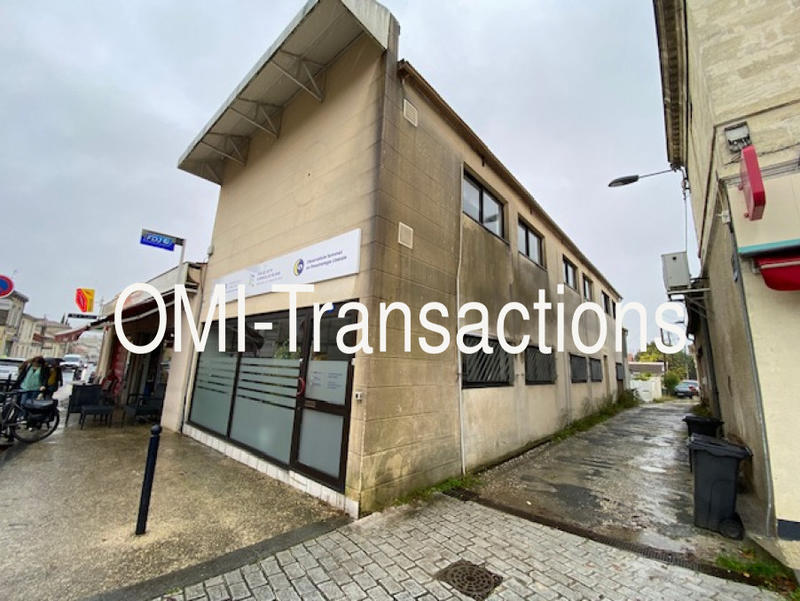 Local commercial - 207 m² - 8 pièces