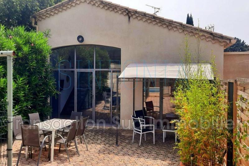 Propriété - 235 m² - 10 pièces