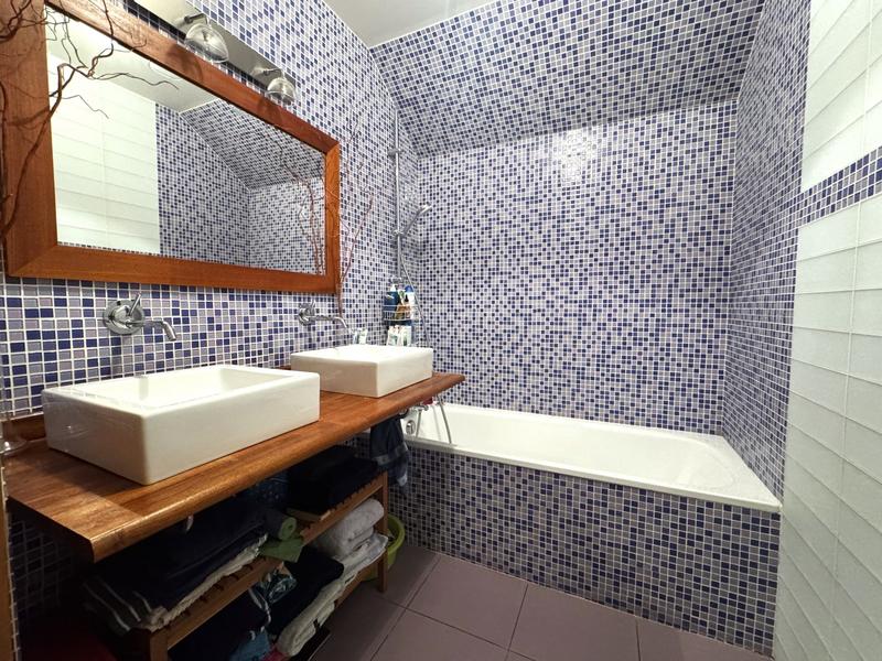 Appartement - 103 m² - 5 pièces