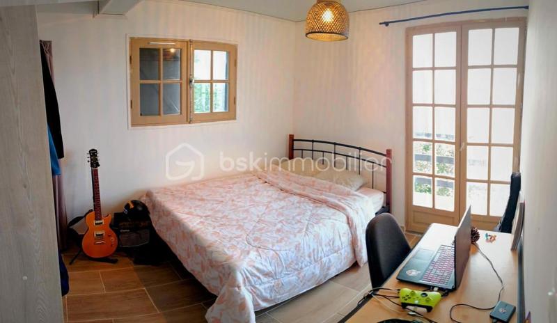 Appartement - 100 m² - 6 pièces