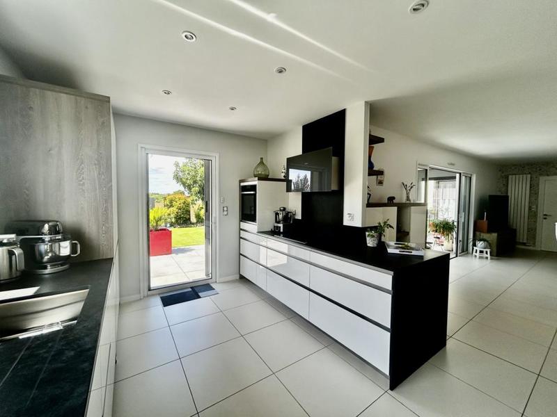 Maison - 150 m² - 4 pièces