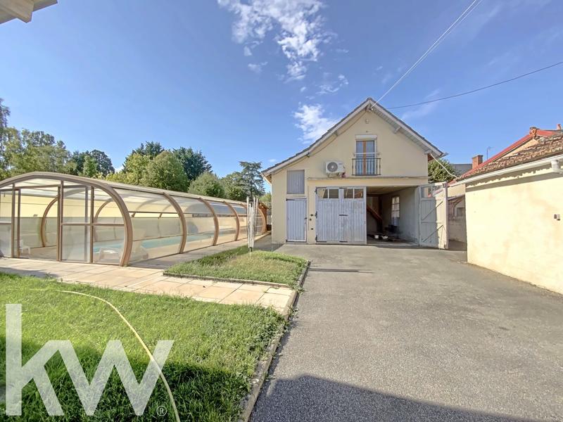 Viager - Maison - 233 m² - 10 pièces