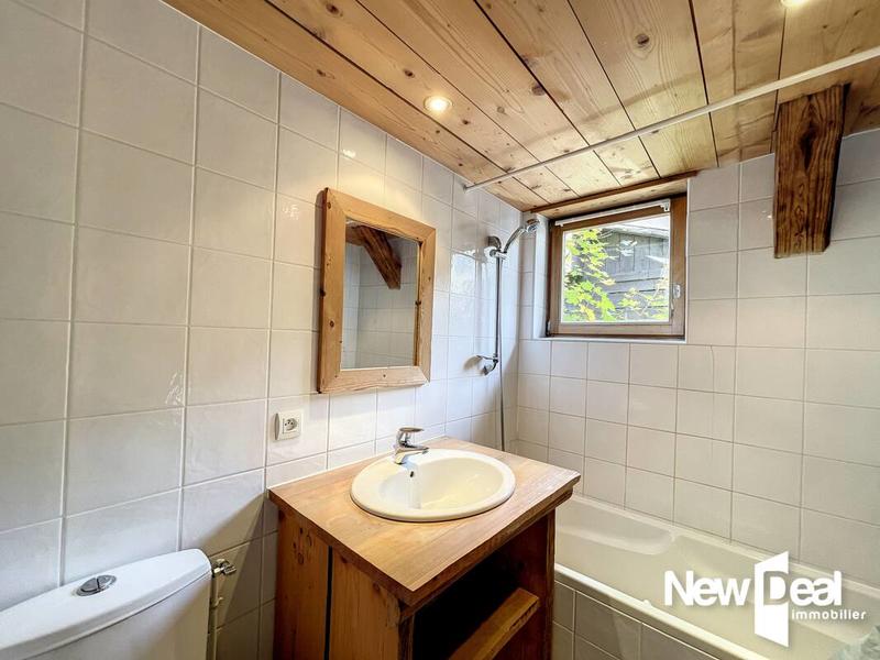 Maison en pierre - 168 m² - 8 pièces