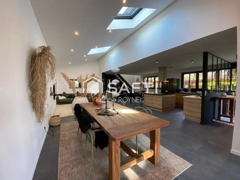 Maison - 145 m² - 4 pièces