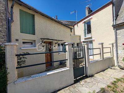 Maison - 104 m² - 4 pièces