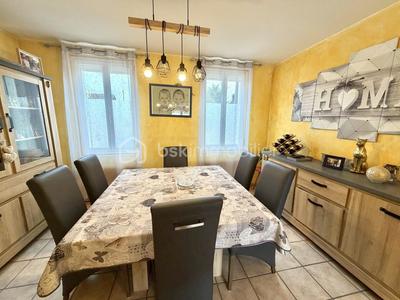 Maison - 110 m² - 6 pièces