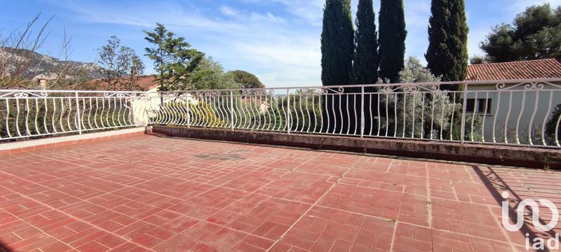 Maison - 137 m² - 5 pièces