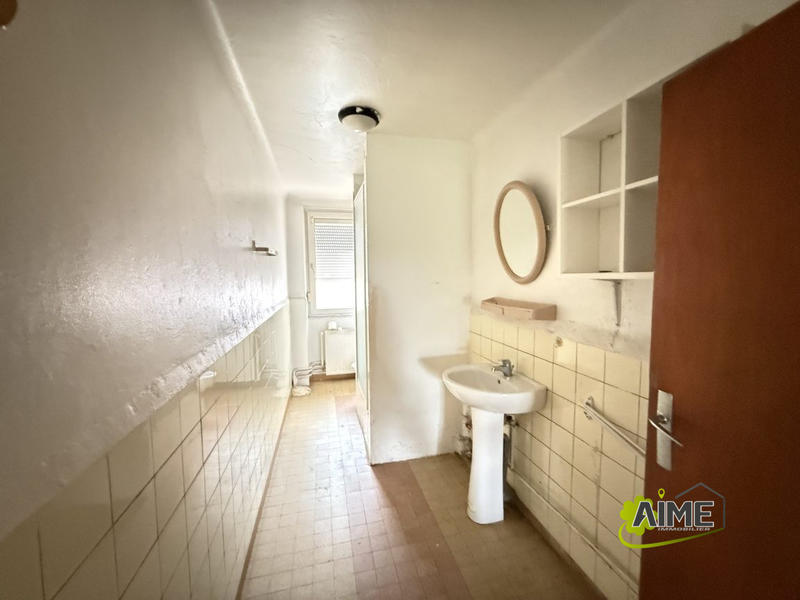 Maison - 144 m² - 7 pièces