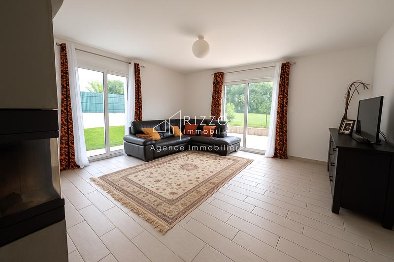 Maison - 135 m² - 5 pièces