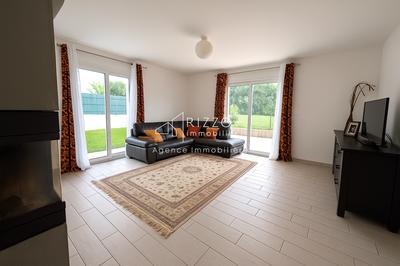 Maison - 135 m² - 5 pièces