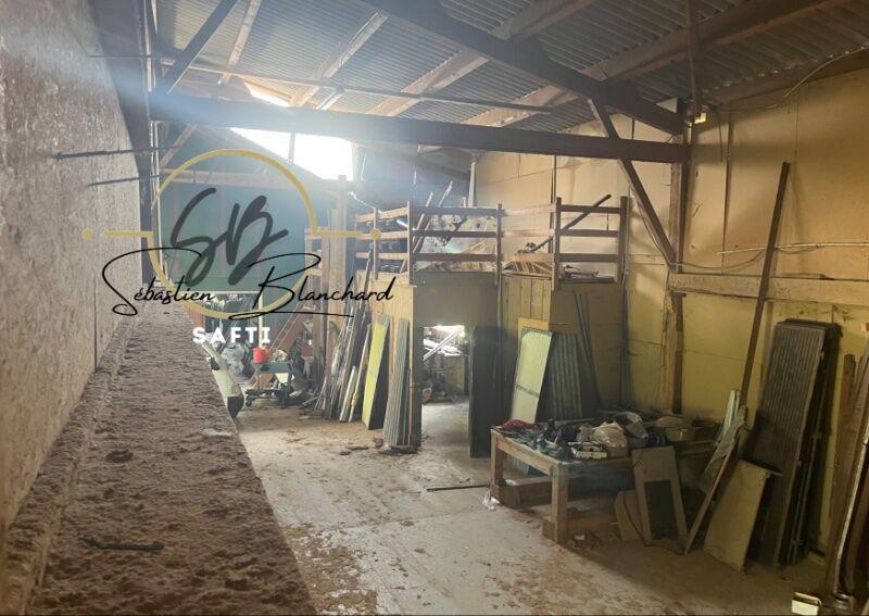 Immeuble - 1 495 m²