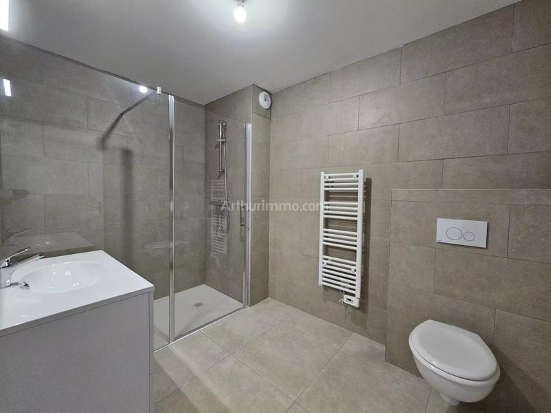 Appartement - 85 m² - 3 pièces