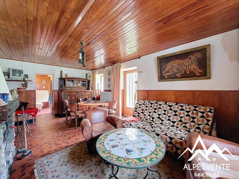 Ferme - 93 m² - 8 pièces