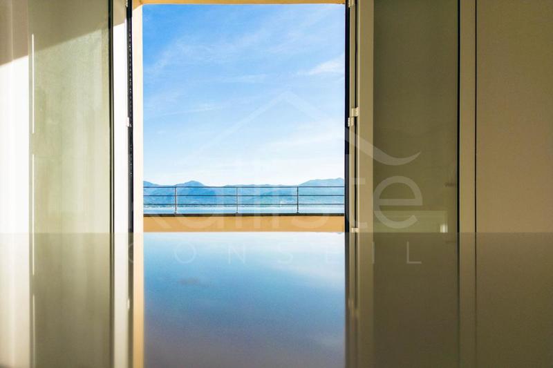 Penthouse - 322 m² - 7 pièces