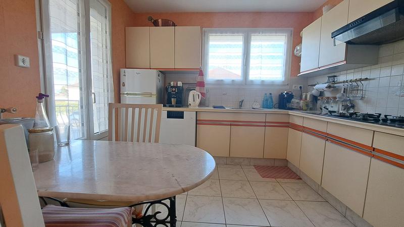 Maison - 138 m² - 5 pièces