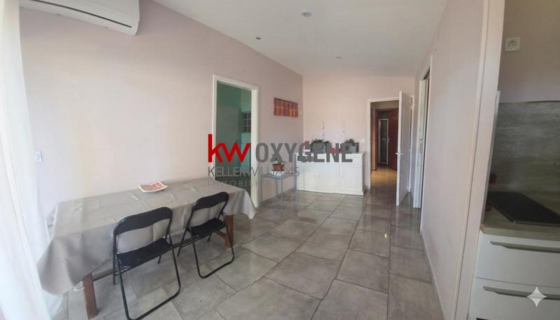 Maison - 250 m² - 7 pièces