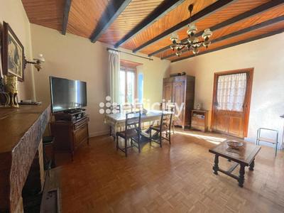 Maison - 88 m² - 4 pièces