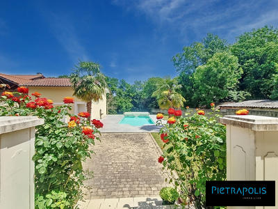 Maison - 190 m² - 4 pièces