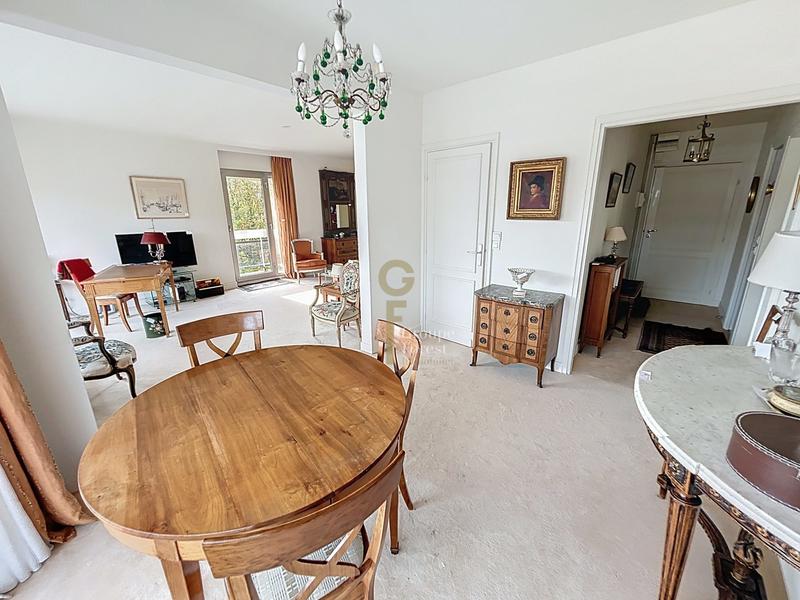 Appartement - 83 m² - 3 pièces