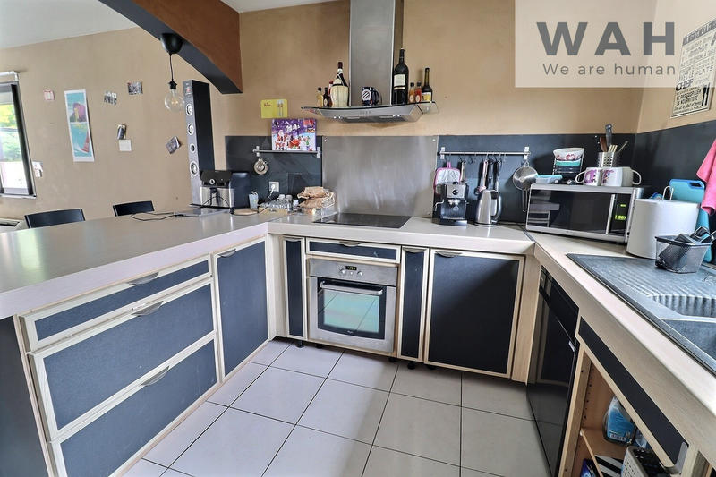 Maison - 99 m² - 4 pièces