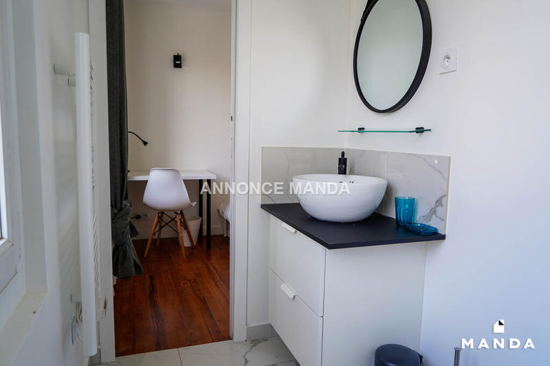 Chambre - 12 m² - 3 pièces