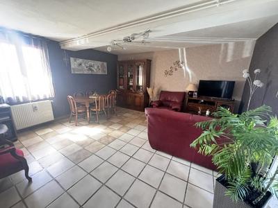Maison - 92 m² - 4 pièces