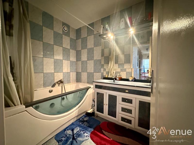 Appartement - 107 m² - 5 pièces