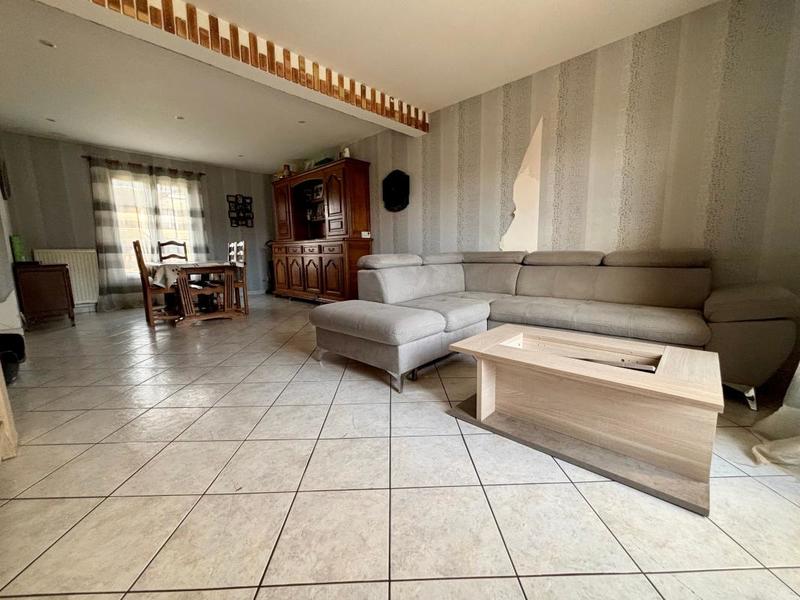 Maison - 110 m² - 4 pièces