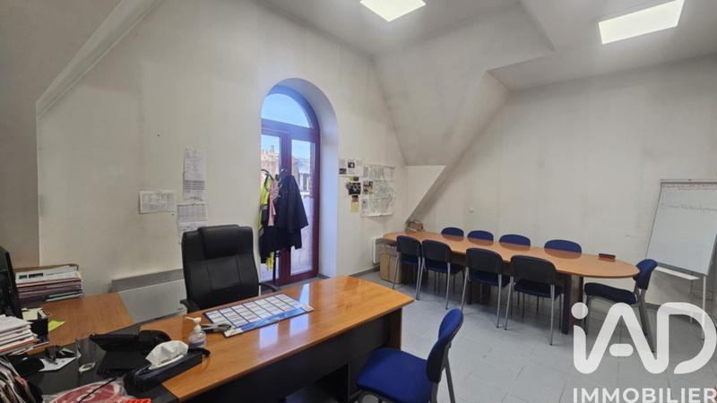 Maison - 790 m² - 21 pièces