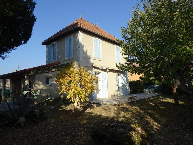 Maison - 80 m² - 5 pièces