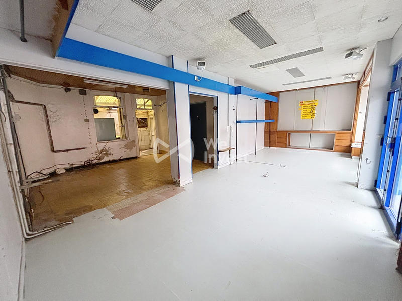 Maison - 170 m² - 9 pièces