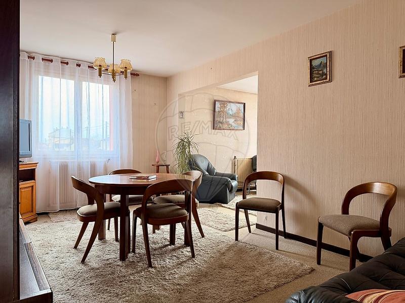 Appartement - 82 m² - 3 pièces