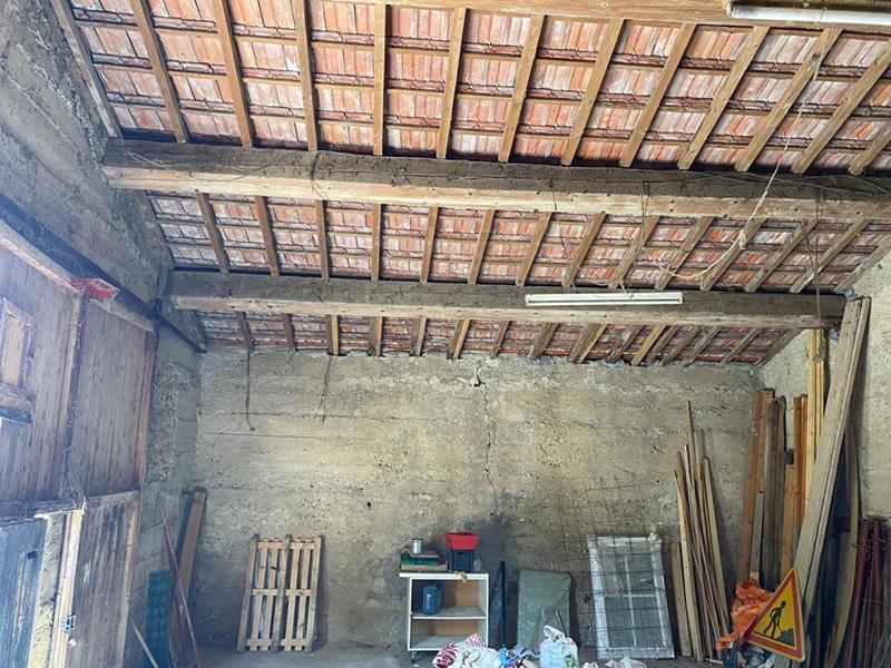 Grange - 80 m² - 1 pièce