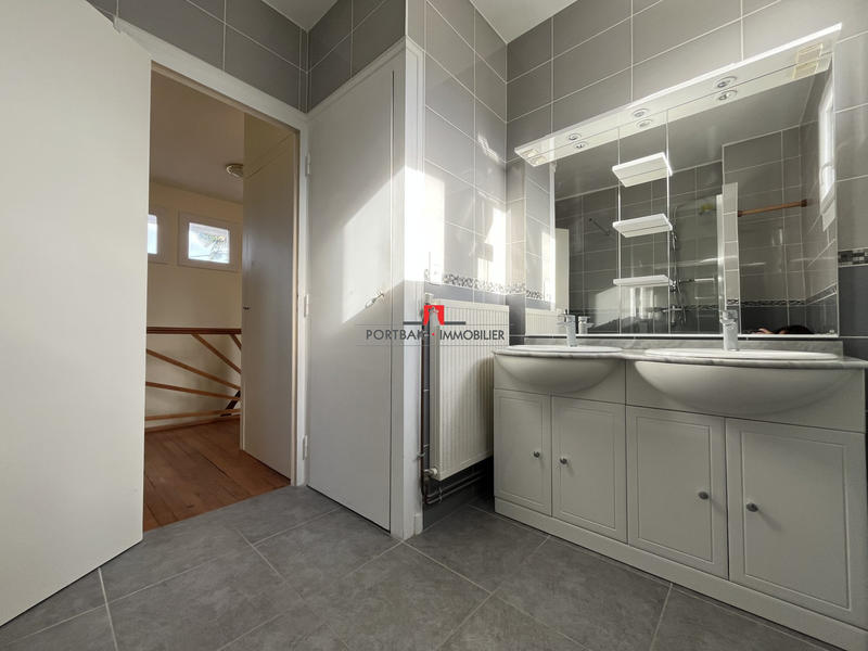 Maison ancienne - 106 m² - 4 pièces