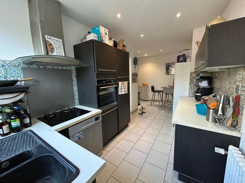 Maison - 212 m² - 6 pièces