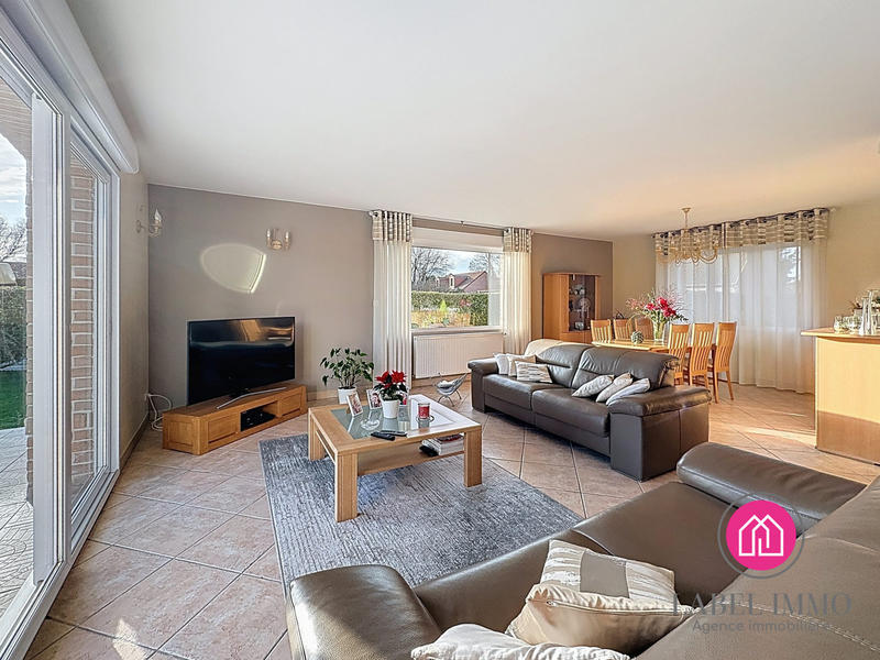 Maison - 120 m² - 4 pièces