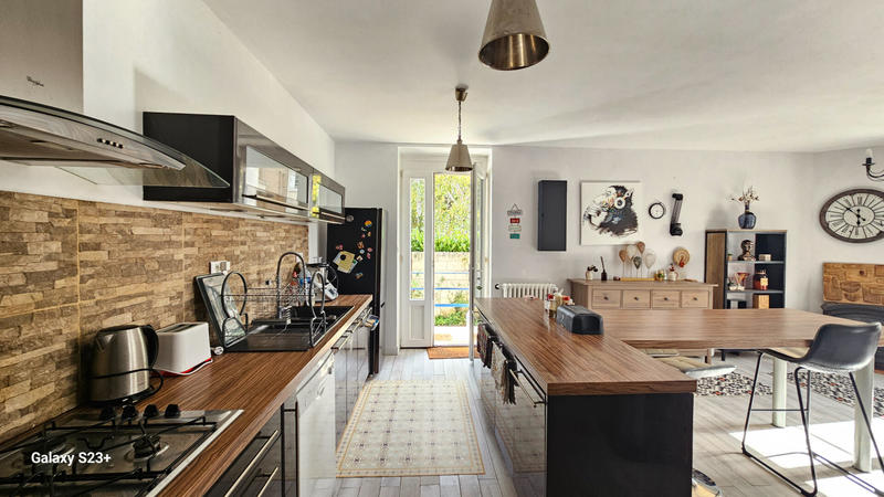 Maison - 130 m² - 5 pièces