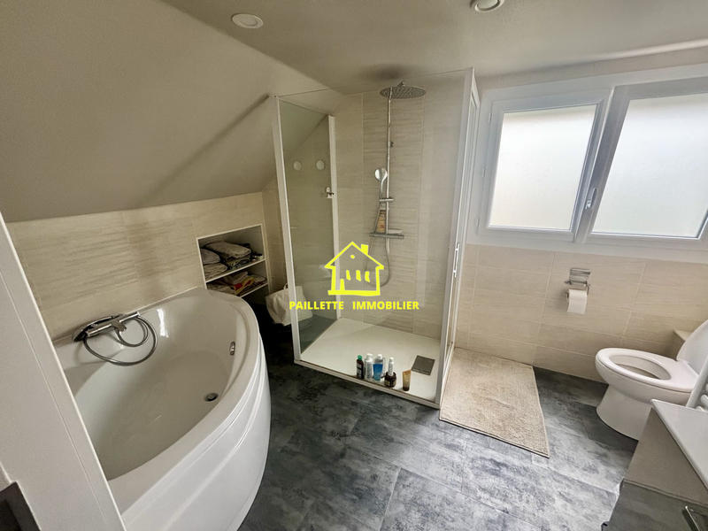 Maison - 100 m² - 4 pièces