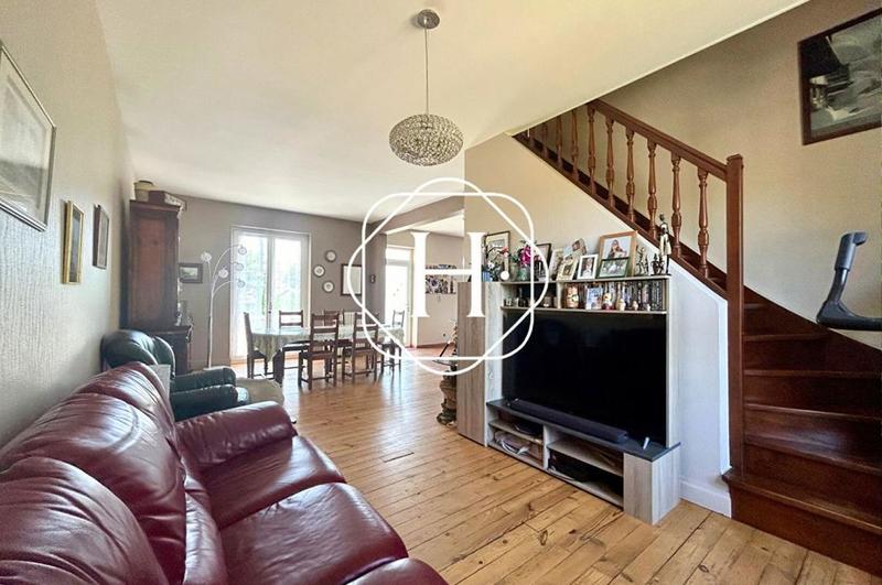 Maison - 168 m² - 4 pièces