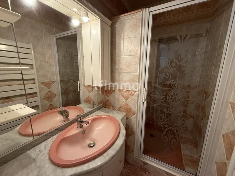 Maison - 100 m² - 6 pièces