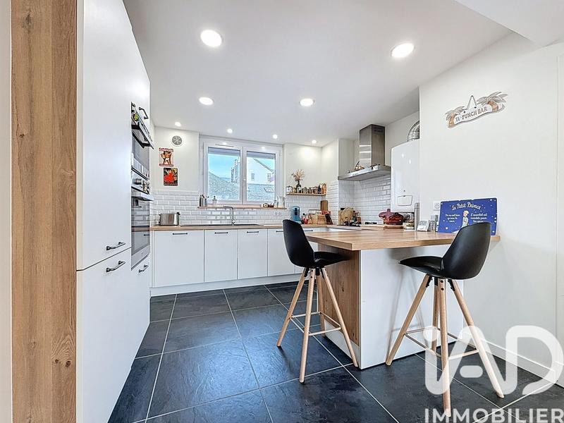 Appartement - 86 m² - 4 pièces