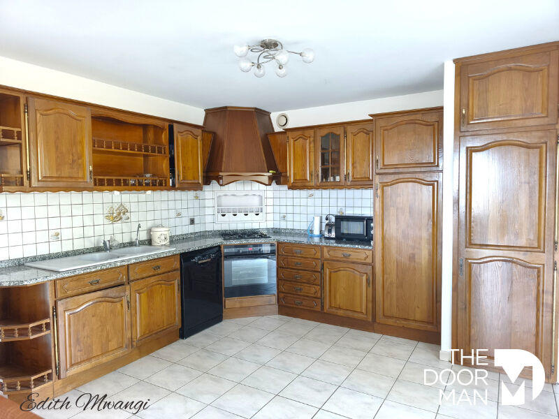 Maison - 135 m² - 5 pièces