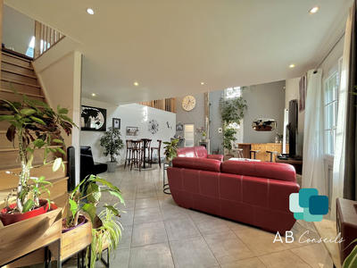 Maison - 175 m² - 5 pièces