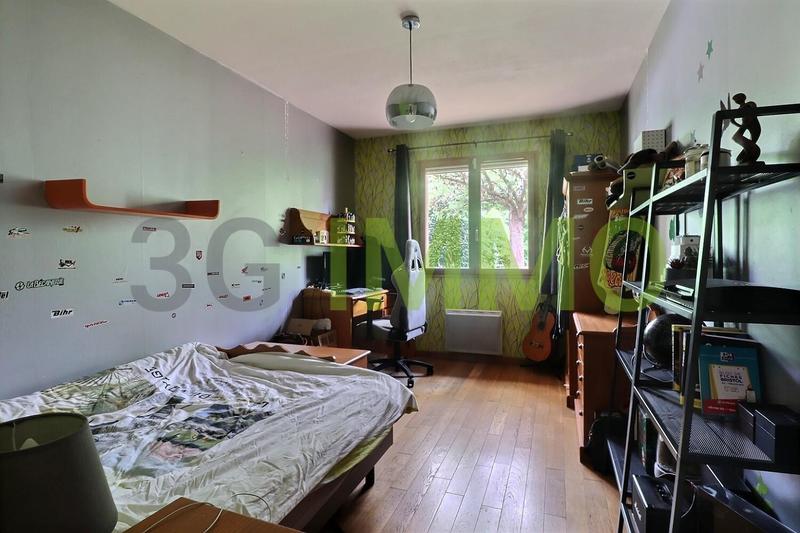 Maison - 135 m² - 5 pièces