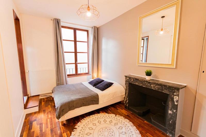 Chambre - 11 m² - 1 pièce