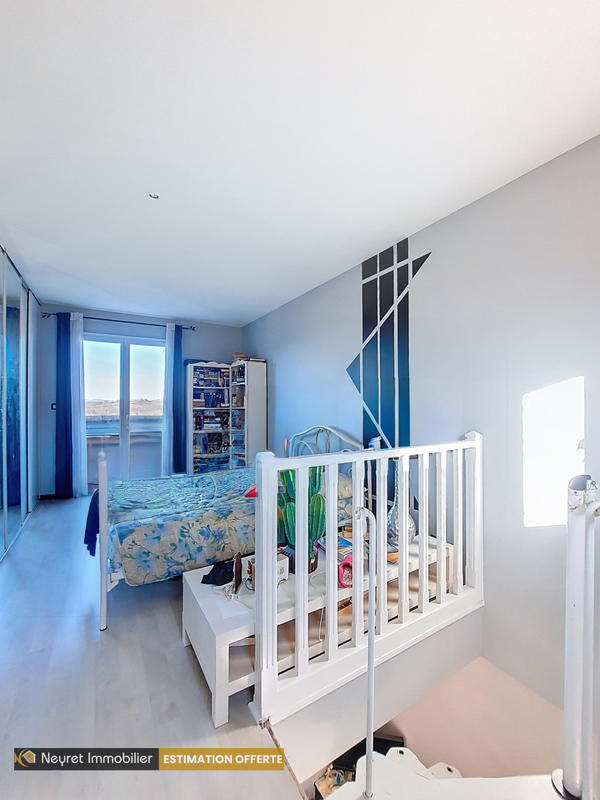 Maison - 160 m² - 7 pièces